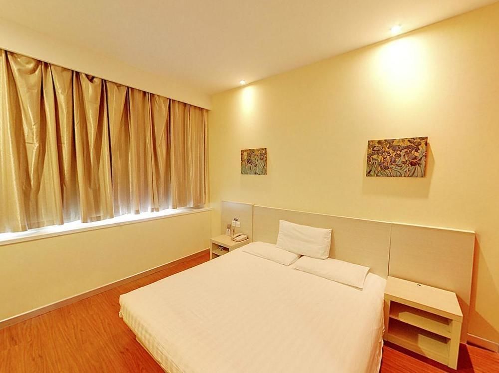 Hanting Hotel Shenzhen Nanshan Metro Station Exterior foto