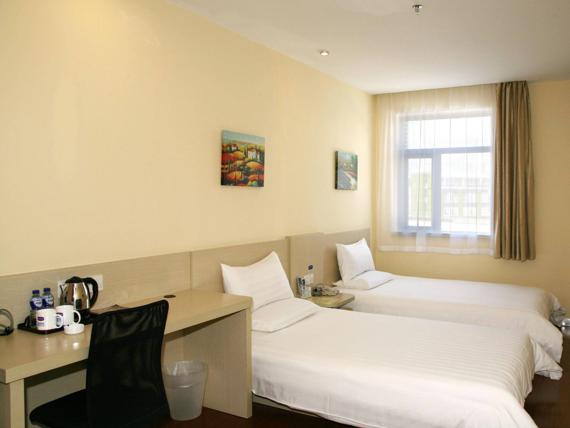 Hanting Hotel Shenzhen Nanshan Metro Station Exterior foto